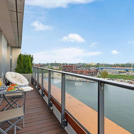 Brabank Riverside By Downtown Apartments Гданськ Екстер'єр фото
